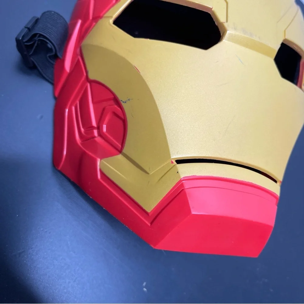 Marvel Iron Man Children’s Hard Plastic Halloween Mask - Red Black and‎ Gold